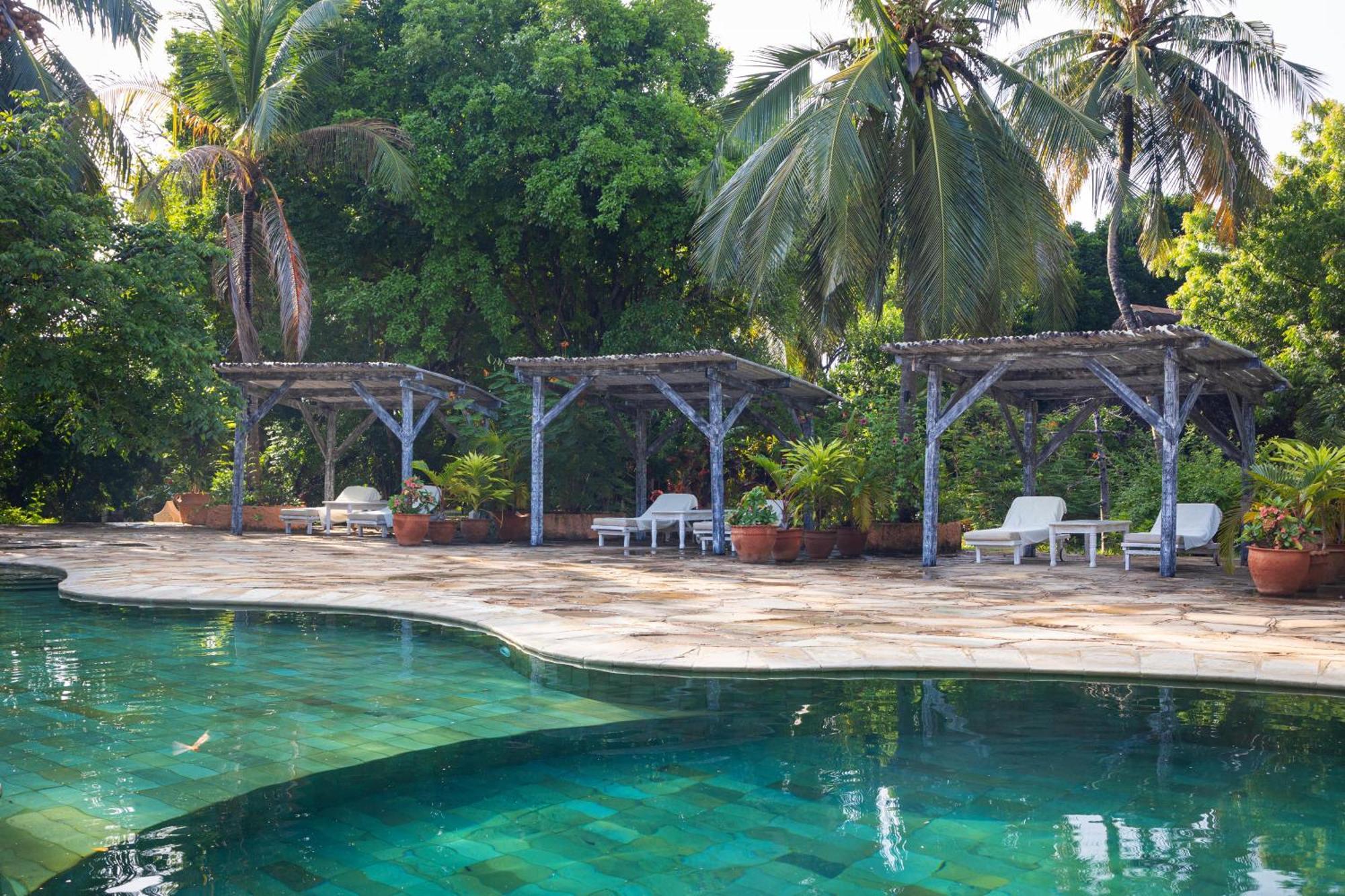 Chale Island Resort Ukunda Esterno foto