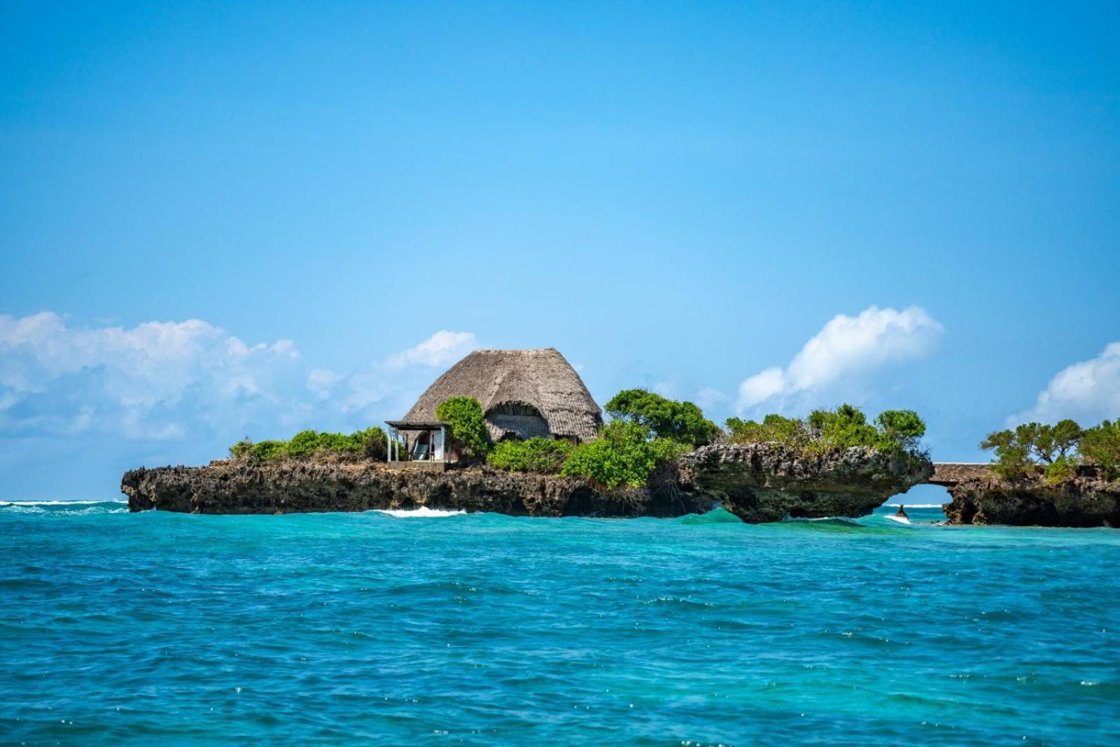 Chale Island Resort Ukunda Esterno foto