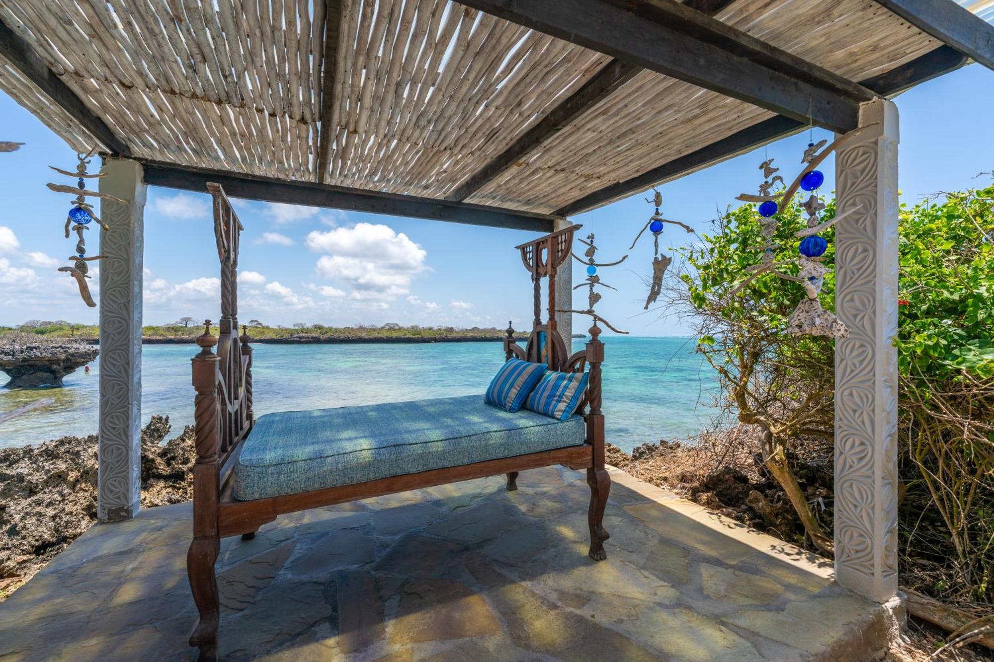 Chale Island Resort Ukunda Esterno foto