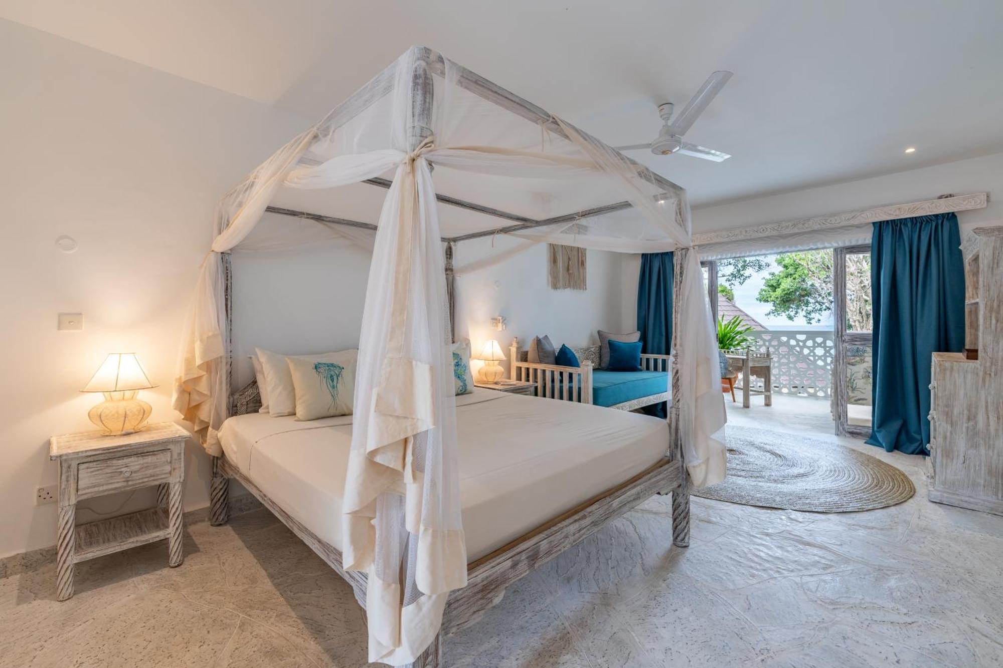 Chale Island Resort Ukunda Esterno foto
