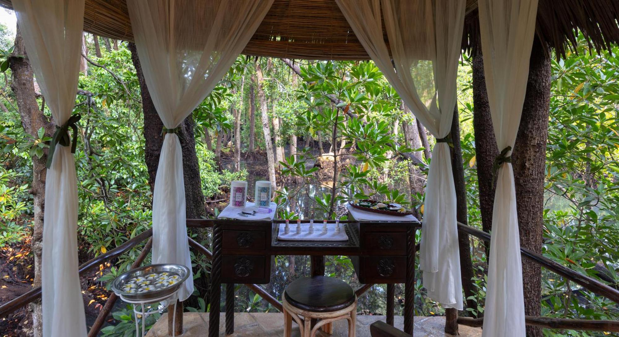 Chale Island Resort Ukunda Esterno foto